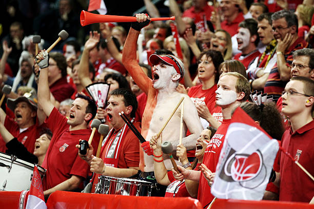 的表现则显 的表现则显