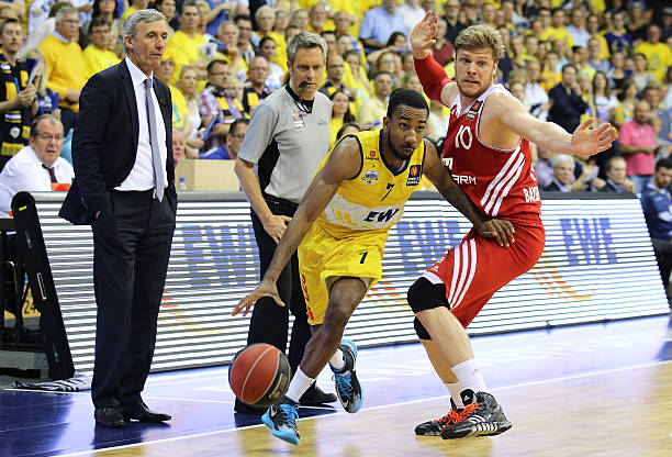 中继续竞争 中继续竞争